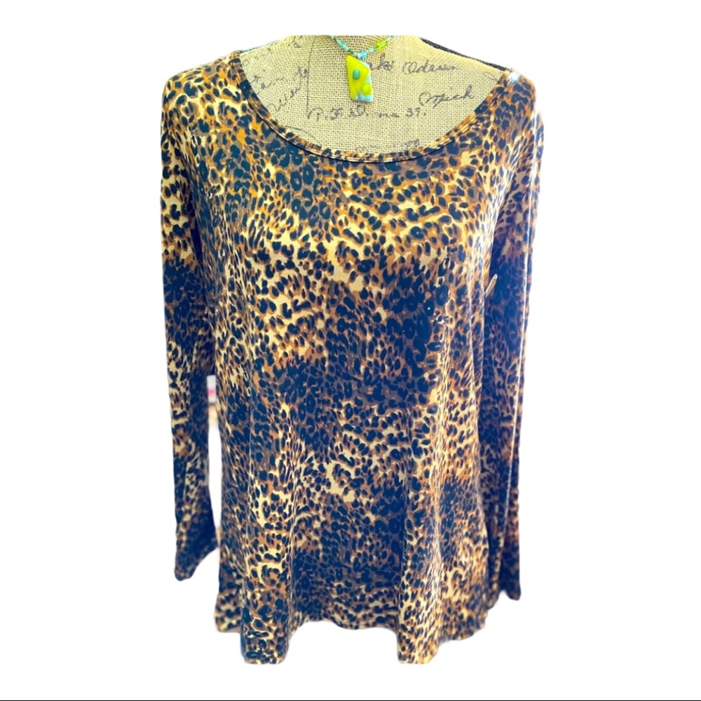🤎🐆LULAROE Lynnae long sleeve shirt